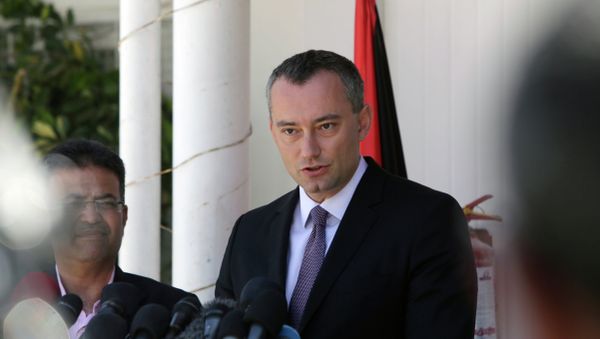United Nations' new Middle East peace envoy, Nickolay Mladenov speaks during a press conference on April 30, 2015 in Gaza city - Sputnik International