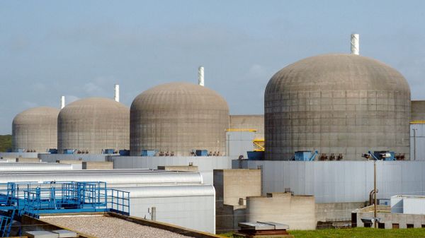 Paluel nuclear power plant in Paluel, western France Paluel nuclear power plant in Paluel, western France - Sputnik International