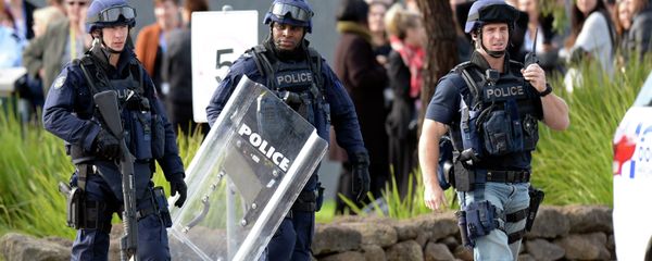June 30, 2015 photo, police walk outside Ravenhall Prison in Melbourne, Australia - Sputnik International