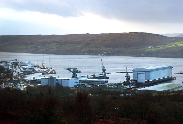 A view of HMNB Clyde located at Faslane, Scotland, home to Trident nuclear submarines - Sputnik International