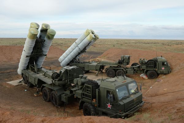 S-400 Triumf anti-aircraft system S-400 Triumf anti-aircraft system - Sputnik International