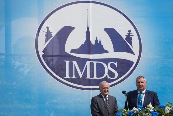 Grace and Power: Majestic Maritime Defense Show in St. Petersburg - Sputnik International