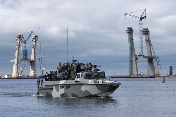 Grace and Power: Majestic Maritime Defense Show in St. Petersburg - Sputnik International