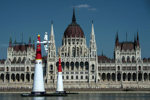Dancing Through the Sky: Best Moments of Red Bull Air Race in Budapest Dancing Through the Sky: Best Moments of Red Bull Air Race in Budapest - Sputnik International