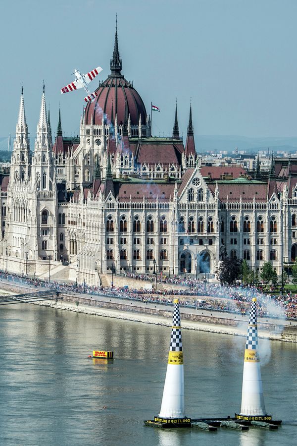Dancing Through the Sky: Best Moments of Red Bull Air Race in Budapest Dancing Through the Sky: Best Moments of Red Bull Air Race in Budapest - Sputnik International