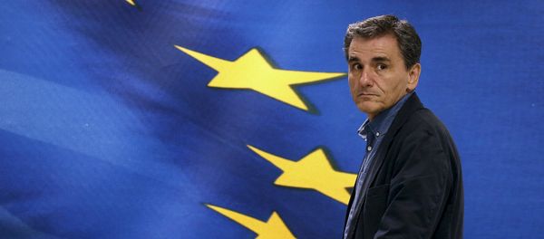 Newly-appointed Finance Minister Euclid Tsakalotos arrives at the Finance Ministry for a handover ceremony in Athens, Greece Newly-appointed Finance Minister Euclid Tsakalotos arrives at the Finance Ministry for a handover ceremony in Athens, Greece - Sputnik International
