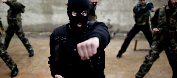 Syrian rebels attend a training session in Maaret Ikhwan, near Idlib, Syria in 2012. - Sputnik International