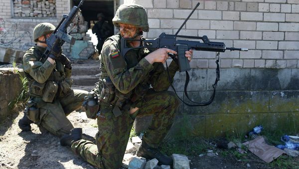 Members of the Lithuania Army Mechanised Infantry Brigade Iron Wolf - Sputnik International