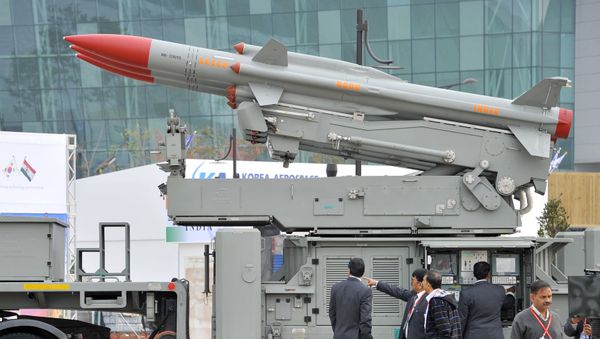 India's mobile surface-to-air missile defense system Akash is displayed during a press day of the Seoul International Aerospace and Defense Exhibition in Goyang, north of Seoul, on October 28, 2013 - Sputnik International