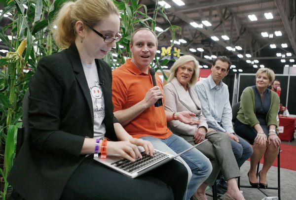 Victoria Taylor, formerly of Reddit, on far left. Victoria Taylor, formerly of Reddit, on far left. - Sputnik International