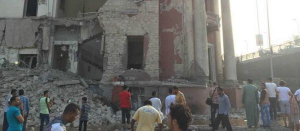 Cairo's Italian Consulate shattered in this morning's blast - Sputnik International