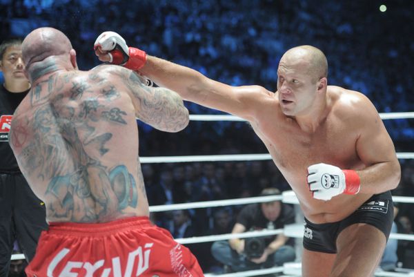 Return of Russian Bear: Fedor Emelianenko Resumes MMA Career - Sputnik International