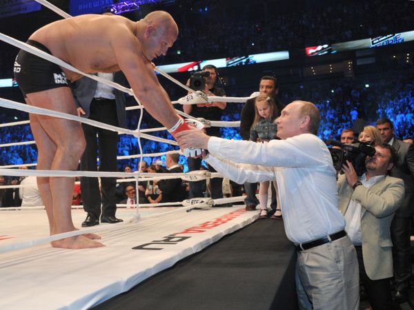 Return of Russian Bear: Fedor Emelianenko Resumes MMA Career - Sputnik International
