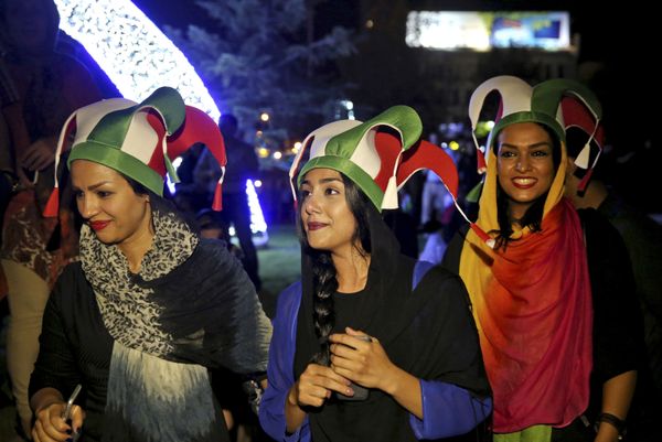 Dancing in the Street: Iranians Celebrate Nuclear Deal Dancing in the Street: Iranians Celebrate Nuclear Deal - Sputnik International