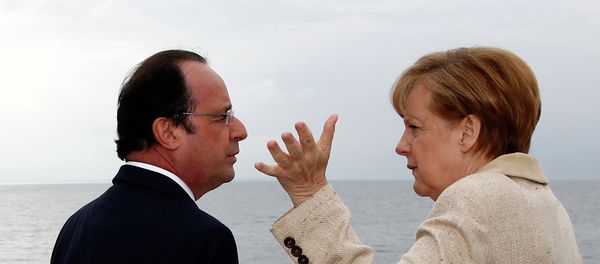 German Chancellor Angela Merkel and French President Francois Hollande - Sputnik International
