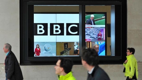 A BBC logo is pictured on a television screen inside the BBC's New Broadcasting House office in central London, on November 12, 2012. - Sputnik International