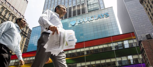 Barclays has reportedly announced plans to cut more than 30,000 jobs within two years - Sputnik International