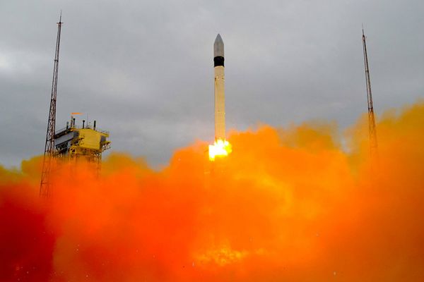 Russia Launches Rokot Space Rocket to Orbit Military Satellite - Sputnik International