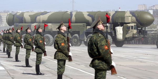 Powerful Topol-M: 30 Years in the Inventory of the Russian Army Powerful Topol-M: 30 Years in the Inventory of the Russian Army - Sputnik International