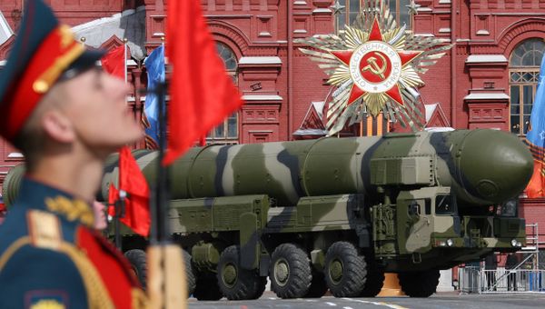 File Photo: A Russian Topol-M ICBM drives across Red Square in a Victory Day Parade in Moscow on May 9, 2008 File Photo: A Russian Topol-M ICBM drives across Red Square in a Victory Day Parade in Moscow on May 9, 2008 - Sputnik International