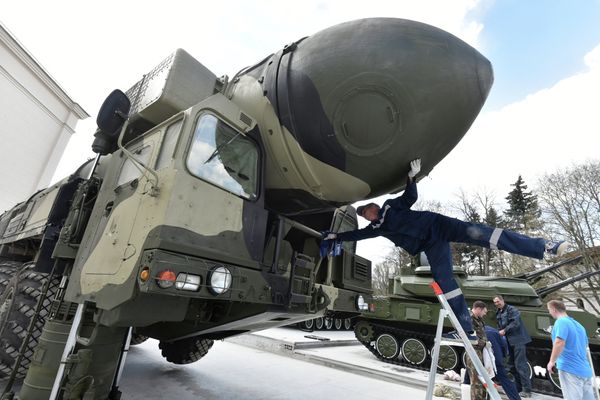 Powerful Topol-M: 30 Years in the Inventory of the Russian Army Powerful Topol-M: 30 Years in the Inventory of the Russian Army - Sputnik International