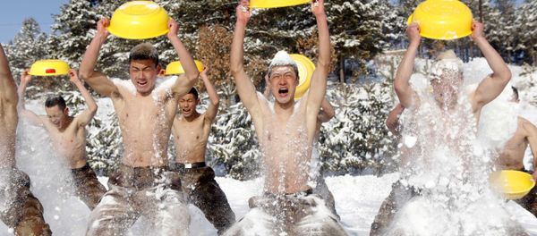 This picture taken on February 26, 2015 shows Chinese People's Liberation Army (PLA) soldiers training in the snow in Heihe, northeast China's Heilongjiang province This picture taken on February 26, 2015 shows Chinese People's Liberation Army (PLA) soldiers training in the snow in Heihe, northeast China's Heilongjiang province - Sputnik International