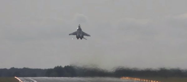Spectacular Vertical Takeoff MiG-29 - Sputnik International