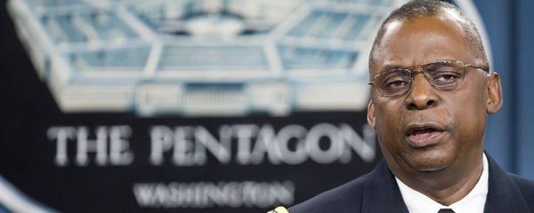 Commander of US Central Command Gen. Lloyd Austin III conducts a media briefing on Operation Inherent Resolve, the international military effort against (IS) Islamic State group, on October 17, 2014 Commander of US Central Command Gen. Lloyd Austin III conducts a media briefing on Operation Inherent Resolve, the international military effort against (IS) Islamic State group, on October 17, 2014 - Sputnik International