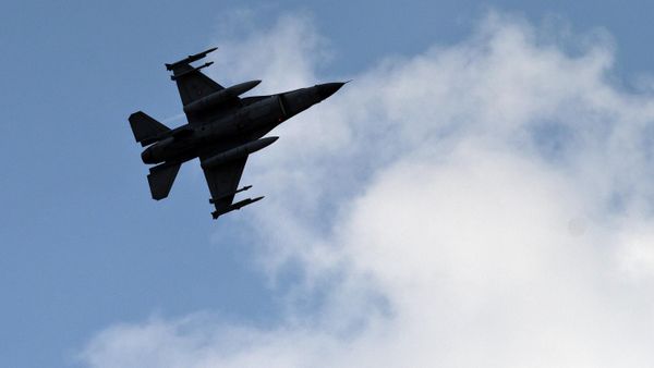 A Turkish fighter jet flies above the Incirlik airbase in southern Turkey. A Turkish fighter jet flies above the Incirlik airbase in southern Turkey. - Sputnik International