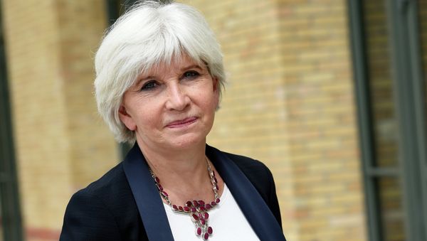 Founder of the Insitute for Sustainable Development and International Relations (IDDRI) Laurence Tubiana poses on July 21, 2015 in Paris - Sputnik International