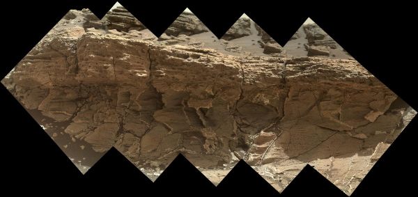 NASA's Curiosity rover saw this rock outcrop, dubbed Missoula, near Marias Pass on Mars. NASA's Curiosity rover saw this rock outcrop, dubbed Missoula, near Marias Pass on Mars. - Sputnik International