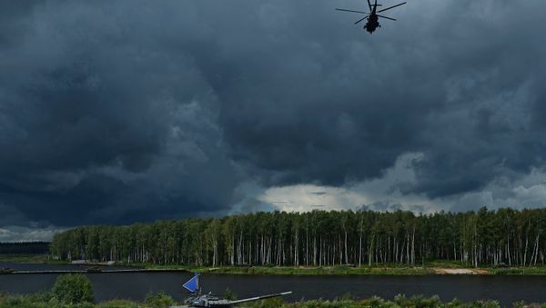 Participants of competitions in tank biathlon of Nicaragua army during of the International Army Games 2015 held at the Alabino training field in the Moscow Region - Sputnik International