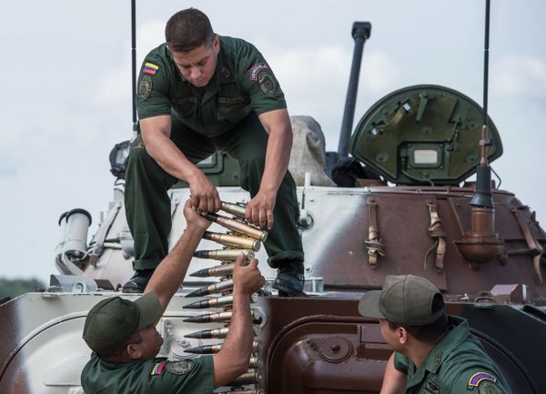 Competition of Might: International Army Games 2015 in Russia - Sputnik International