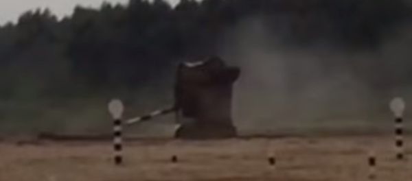 An incomplete barrel roll. - Sputnik International