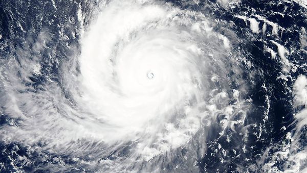 A visible-light image of Super typhoon Soudelor is seen in the Western Pacific Ocean in this NASA satellite image taken at 12:10 ET (04:10 GMT) August 4, 2015 - Sputnik International