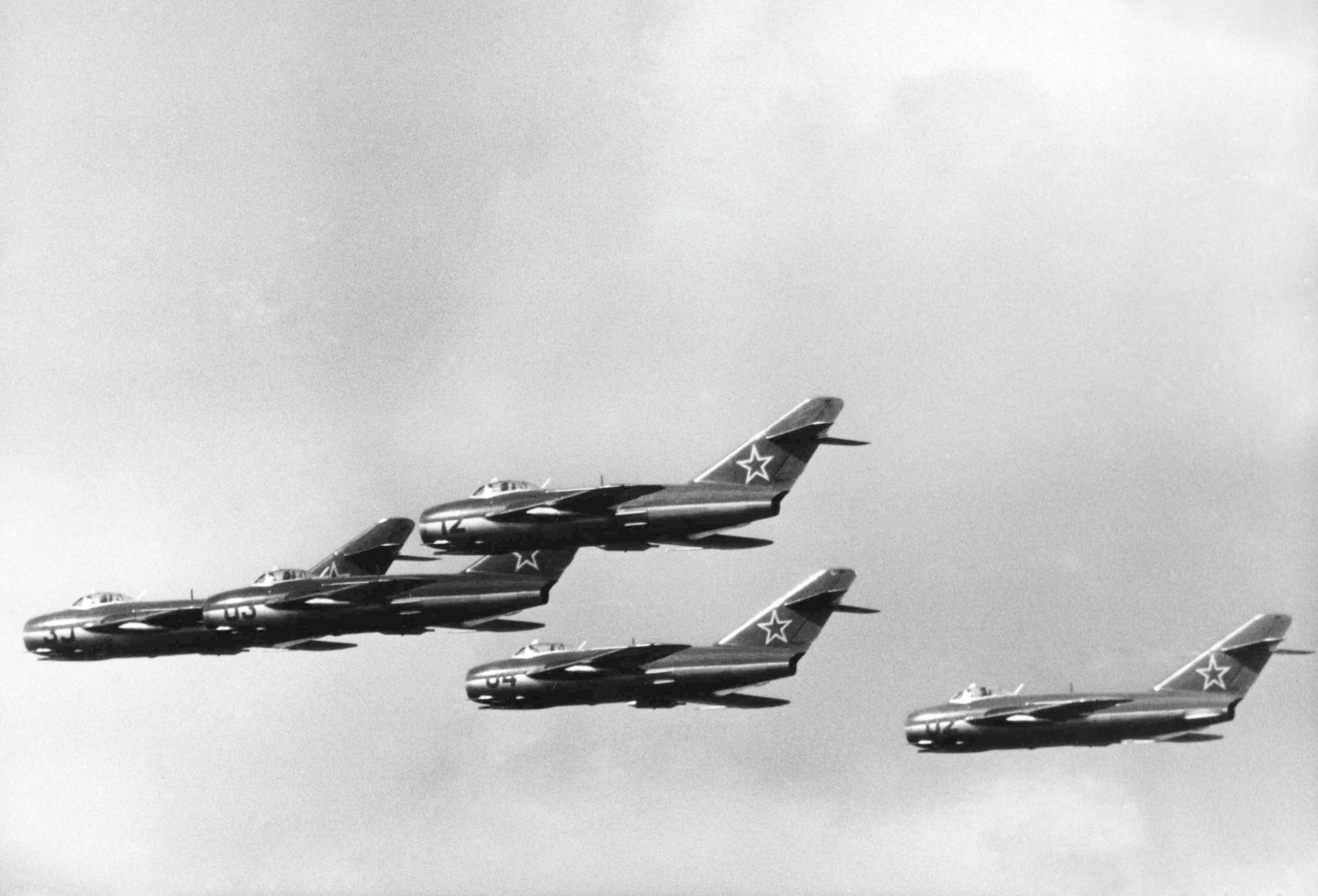Russian MIG 15 jet fighters during a demonstration at the East German Air Force Sports and Cultural Festival, at Cottbus, East Germany, on Sept. 3, 1957 - Sputnik International, 1920, 12.09.2023