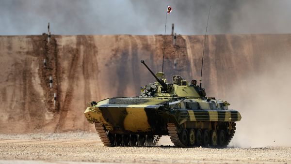 The Suvorov Onslaught competition of BMP-2 infantry combat vehicles. Day Two - Sputnik International