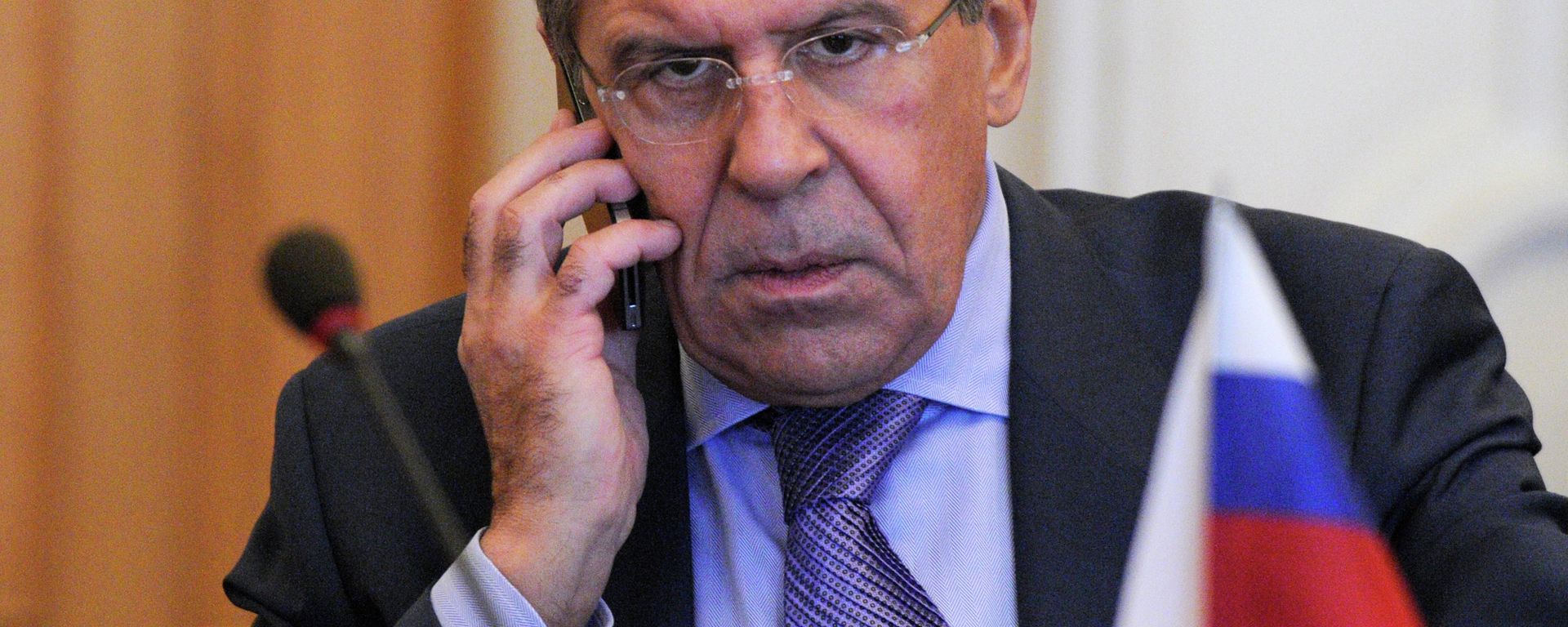 Russian Foreign Minister Sergey Lavrov speaks on the phone Russian Foreign Minister Sergey Lavrov speaks on the phone - Sputnik International, 1920, 23.08.2025