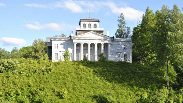 Nabokov family estate in the village of Rozhdestveno - Sputnik International