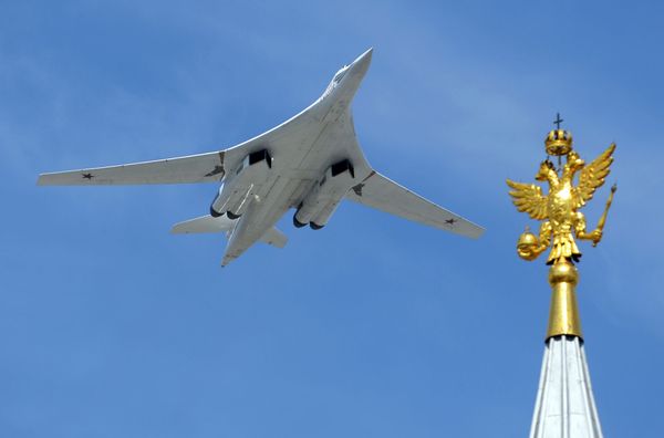 Russian Air Force Day: A Tribute to Iconic Military Aircraft - Sputnik International