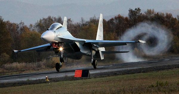 Russian Air Force Day: A Tribute to Iconic Military Aircraft - Sputnik International