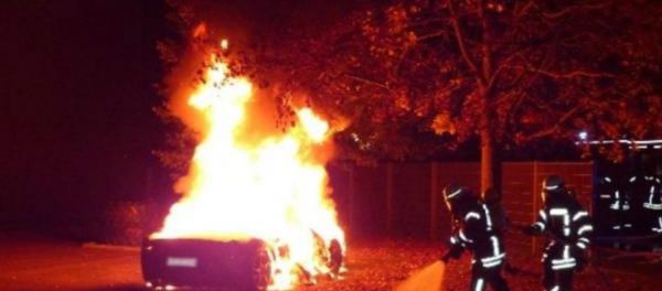 Millionaire Son Burns $245k Ferrari for an Upgrade - Sputnik International