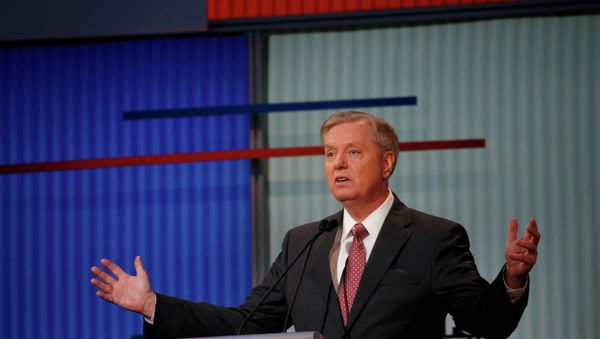 Republican presidential candidate and U.S. Senator Lindsey Graham responds to a question at a Fox-sponsored forum for lower polling candidates held before the first official Republican presidential candidates debate of the 2016 U.S. presidential campaign in Cleveland, Ohio, August 6, 2015 Republican presidential candidate and U.S. Senator Lindsey Graham responds to a question at a Fox-sponsored forum for lower polling candidates held before the first official Republican presidential candidates debate of the 2016 U.S. presidential campaign in Cleveland, Ohio, August 6, 2015 - Sputnik International