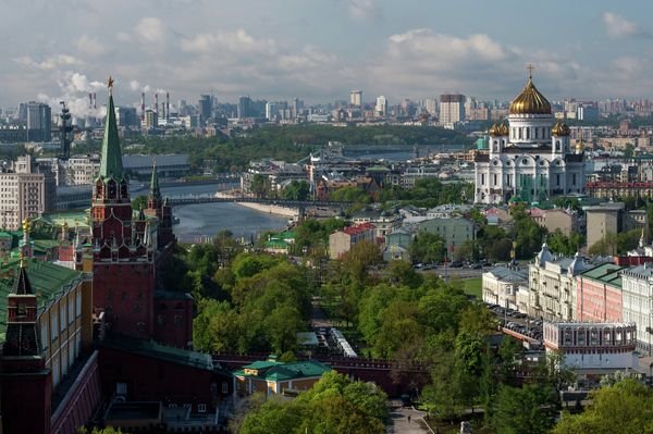View of the Moscow Kremlin towers, Alexander Garden and the Cathedral of Christ the Savior. View of the Moscow Kremlin towers, Alexander Garden and the Cathedral of Christ the Savior. - Sputnik International