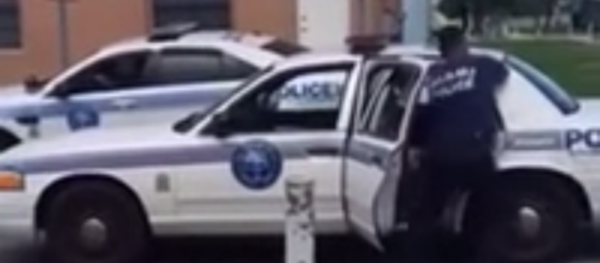 WATCH: Miami Cop Beats Up Handcuffed Teen Who Was Complying With Orders - Sputnik International
