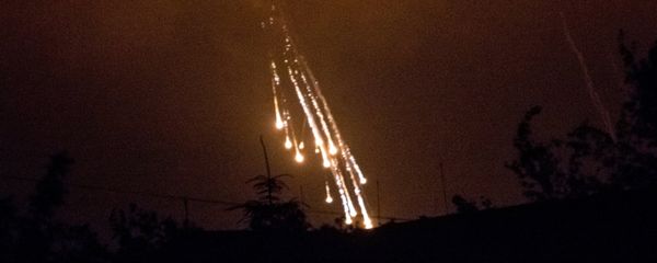 Ukrainian soldiers shoot at the village of Semyonovka with phosphorus shells (archive) Ukrainian soldiers shoot at the village of Semyonovka with phosphorus shells (archive) - Sputnik International