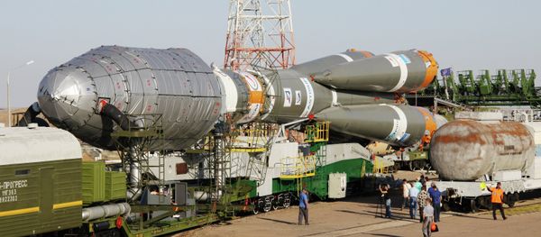 Soyuz 2.1a rocket launcher delivered to Baikunur launch site - Sputnik International