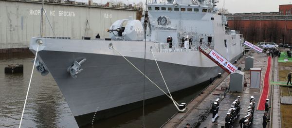 The frigate Tarkash (Quiver) at the pier of the Baltic Shipyard Yantar factory for the formal ceremony transferring the ship to the Naval forces of India - Sputnik International