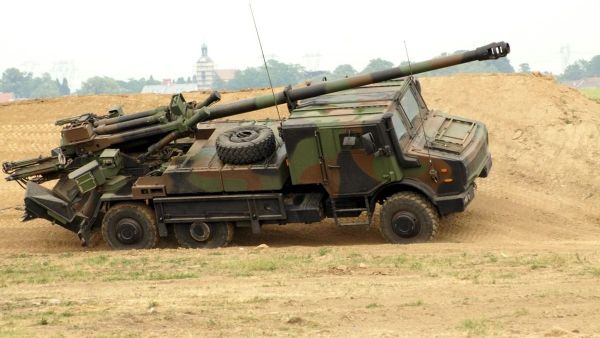 CAESAR self-propelled artillery system. File photo. CAESAR self-propelled artillery system. File photo. - Sputnik International