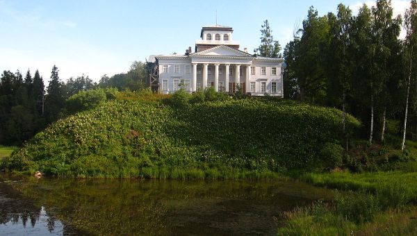 Nabokov inherited the estate from his uncle in 1916 - Sputnik International